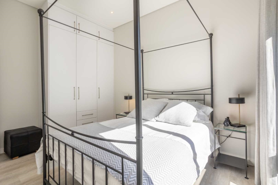 5 Bedroom Property for Sale in Val De Vie Estate Western Cape